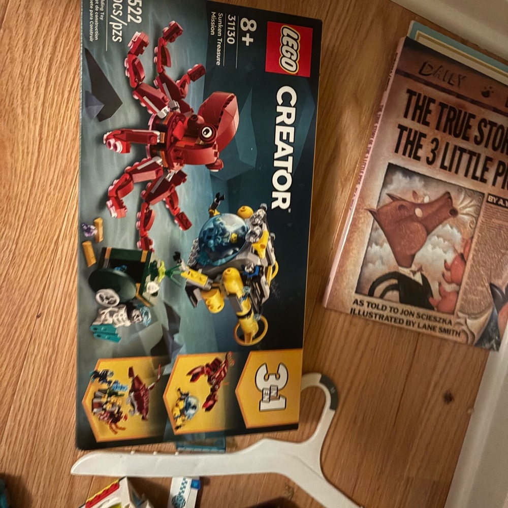 LEGO Creator 3-in-1 Ocean Explorer Set - Red and Yellow